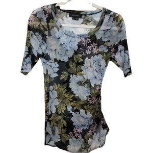 Sheer floral print top short sleeve